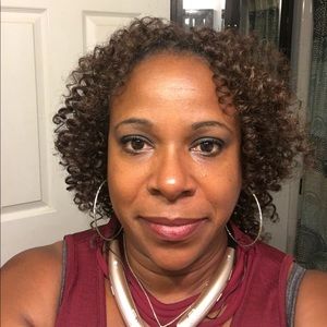 Meet your Posher, Marchelle